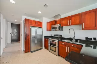 Photo #3: 2683891 Listing 