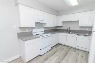 Photo #3: 2683923 Listing 