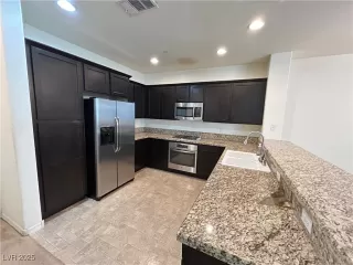 Photo #5: 2683934 Listing 