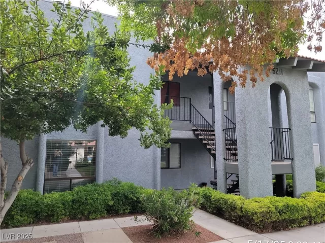 MLS: 2683973 Condo For Sale