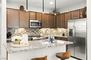 Photo #1: 2683989 Listing 