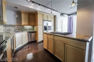 Photo #5: 2684001 Listing 