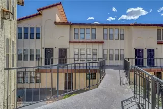 Photo #3: 2684009 Listing 