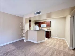 Photo #4: 2684032 Listing 