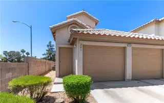 Photo #2: 2684063 Listing