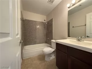 Photo #3: 2684070 Listing 