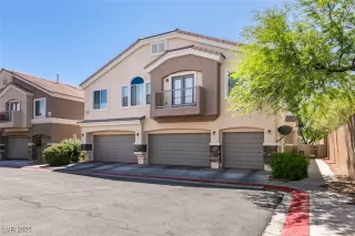 Photo #1: 2684125 Listing