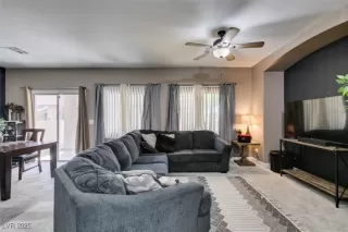 Photo #5: 2684125 Listing