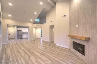 Photo #5: 2684193 Listing