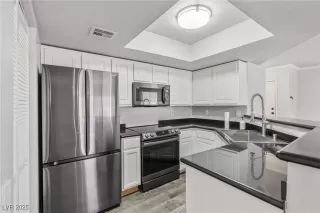 Photo #4: 2684217 Listing 