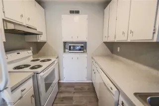 Photo #6: 2684234 Listing 