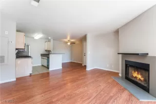 Photo #3: 2684249 Listing
