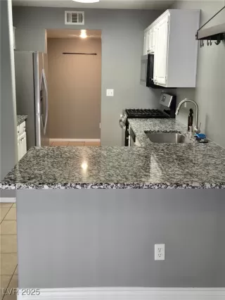 Photo #4: 2684256 Listing 