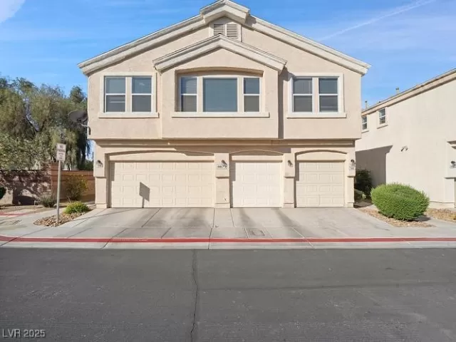 MLS: 2684270 Condo For Sale