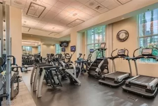 Photo #1: 2684304 Listing