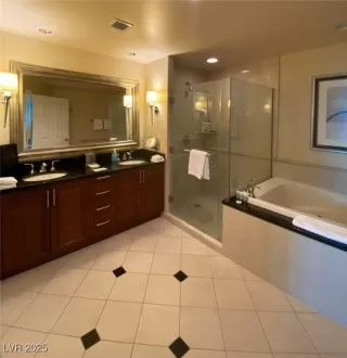 Photo #4: 2684304 Listing