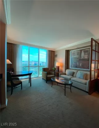 Photo #6: 2684304 Listing