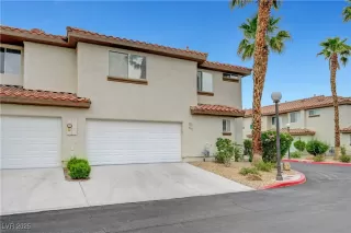 Photo #2: 2684335 Listing 