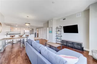 Photo #4: 2684339 Listing