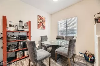 Photo #4: 2684353 Listing