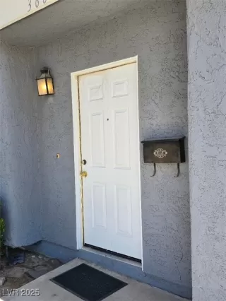 Photo #3: 2684359 Listing