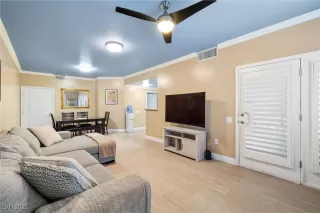 Photo #4: 2684388 Listing