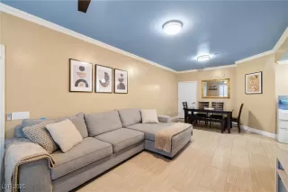 Photo #6: 2684388 Listing