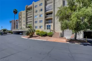 Photo #2: 2684390 Listing 