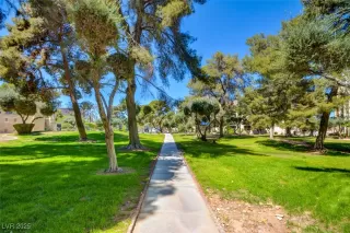 Photo #5: 2684390 Listing 