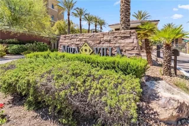 MLS: 2684401 Condo For Sale