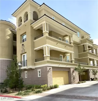 Photo #4: 2684401 Listing 