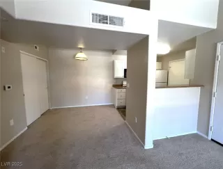 Photo #4: 2684421 Listing 