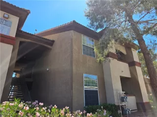 Photo #2: 2684425 Listing 