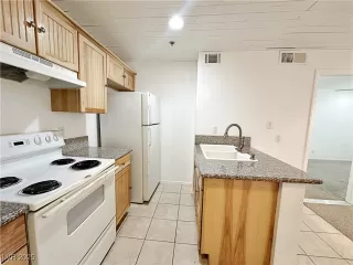 Photo #5: 2684433 Listing 