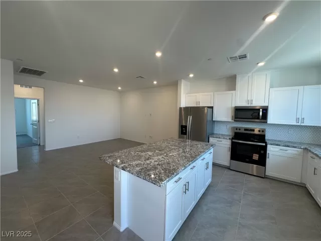 MLS: 2684476 Condo For Sale