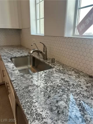 Photo #6: 2684476 Listing 