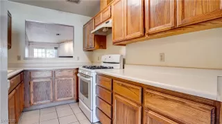 Photo #3: 2684497 Listing