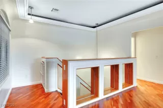 Photo #1: 2684505 Listing