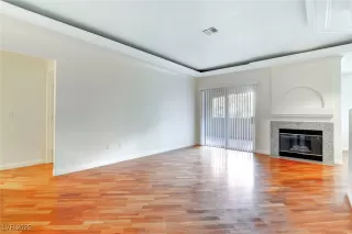 Photo #2: 2684505 Listing