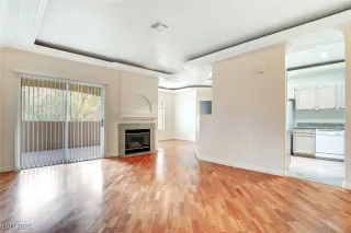 Photo #3: 2684505 Listing