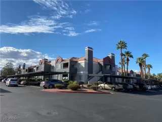 Photo #1: 2684538 Listing 