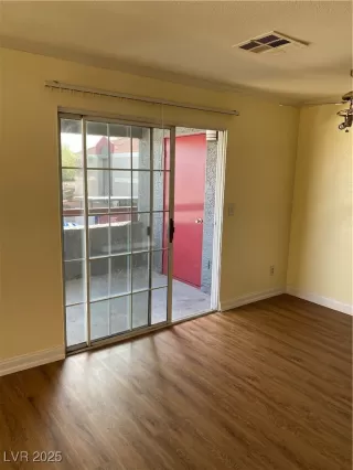 Photo #5: 2684538 Listing 