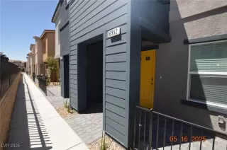 Photo #2: 2684570 Listing 