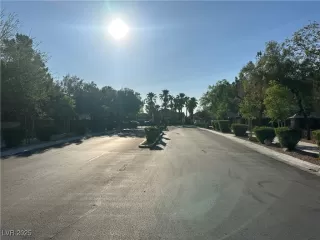 Photo #2: 2684586 Listing 