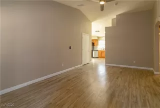 Photo #2: 2684607 Listing 