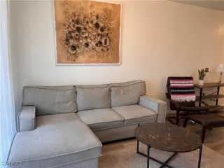 Photo #4: 2684623 Listing 