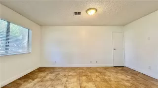 Photo #2: 2684642 Listing 