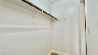 Photo #5: 2684642 Listing 