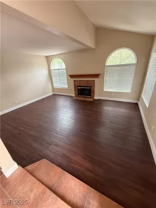 Photo #4: 2684650 Listing