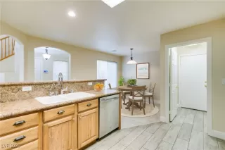 Photo #1: 2684658 Listing 